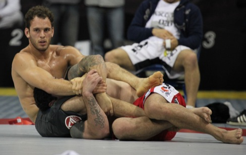 Victor Estima displayed fine technique to beat Joao Assis at the 2011 ADCC, absolute division. (Photo by Daren Bartlett/GRACIEMAG) Victor Estima displayed fine technique to beat Joao Assis at the 2011 ADCC, absolute division. (Photo by Daren Bartlett/GRACIEMAG)